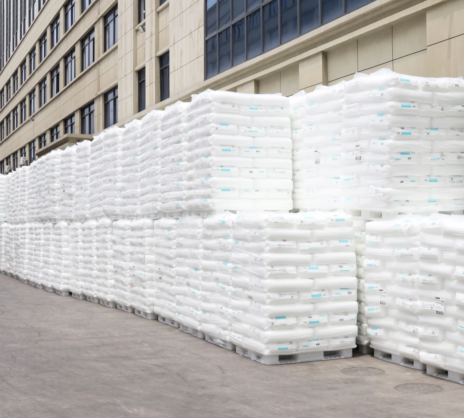 Virgin PE100 resin stock at the IFANNova plant for municipal HDPE pipe
